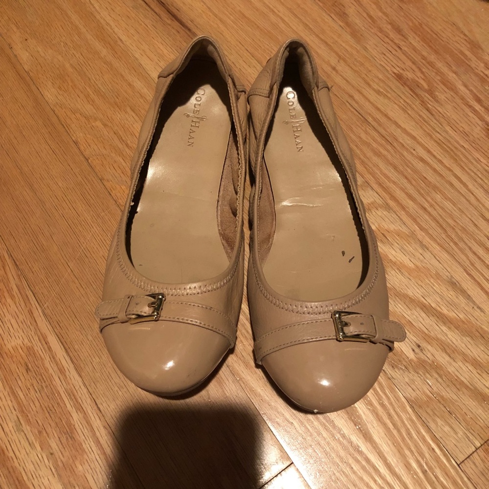 Cole Haan nude flats